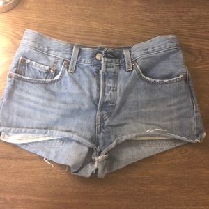Levi’s 501 Medium Wash Denim Shorts